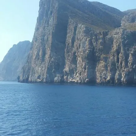 Chez Kiki Et Ioannis