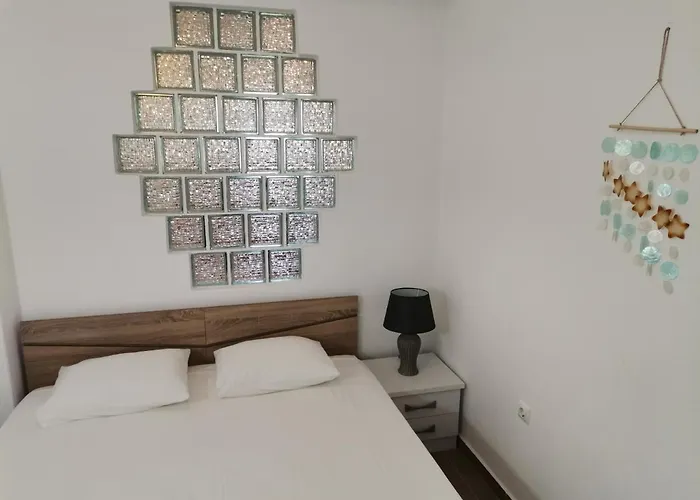 Chez Kiki Et Ioannis * Εγκαρές