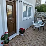 Chez Kiki Et Ioannis Apartamento