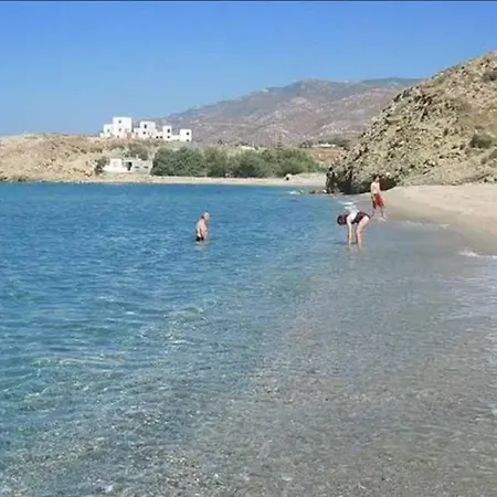 Chez Kiki Et Ioannis