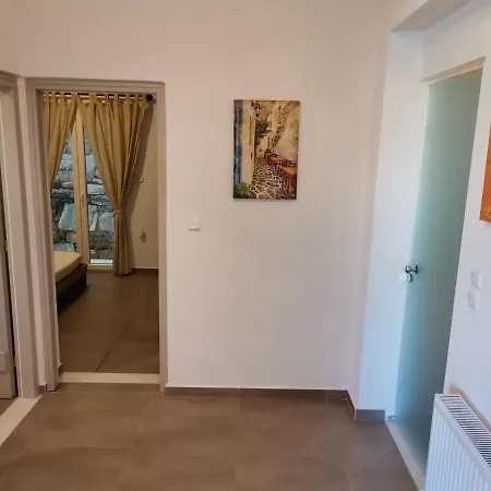 Chez Kiki Et Ioannis * Engares