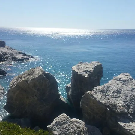 Appartement Chez Kiki Et Ioannis Engaraí