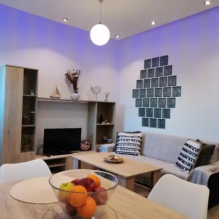 Chez Kiki Et Ioannis Apartment Engares