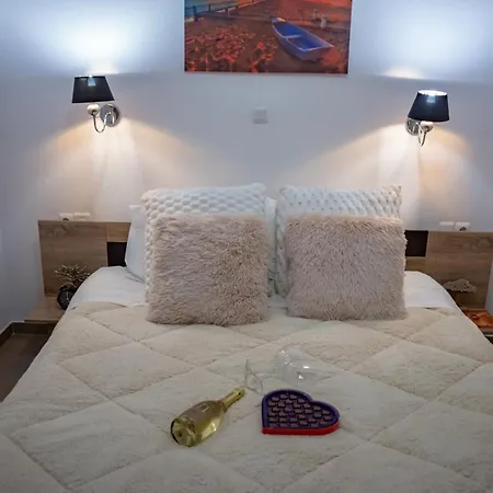 Chez Kiki Et Ioannis Apartamento