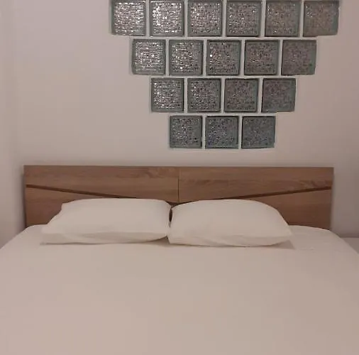 Chez Kiki Et Ioannis Apartman