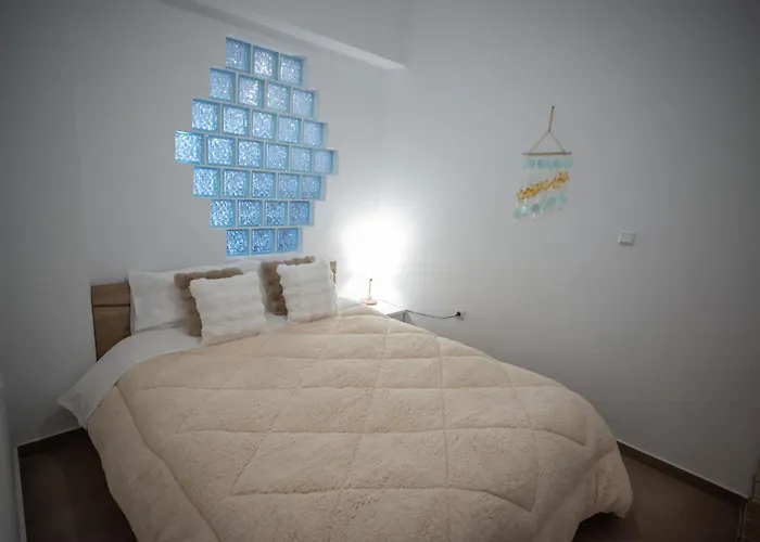 Chez Kiki Et Ioannis