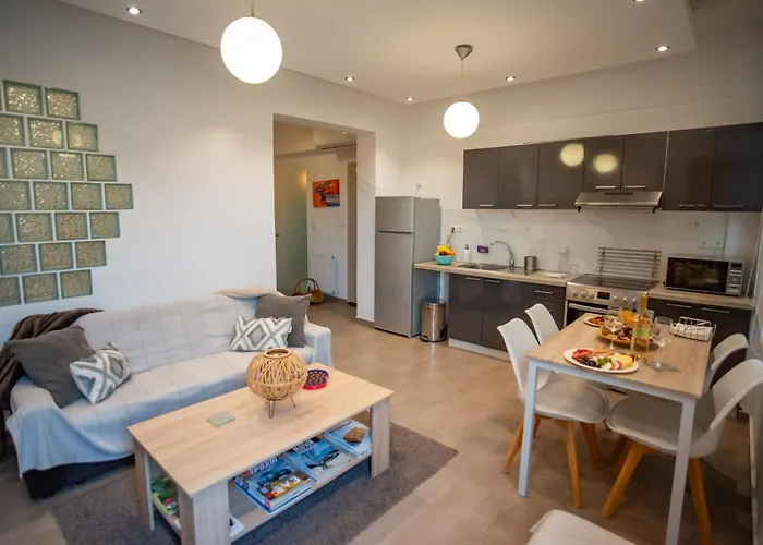 Chez Kiki Et Ioannis Apartman *